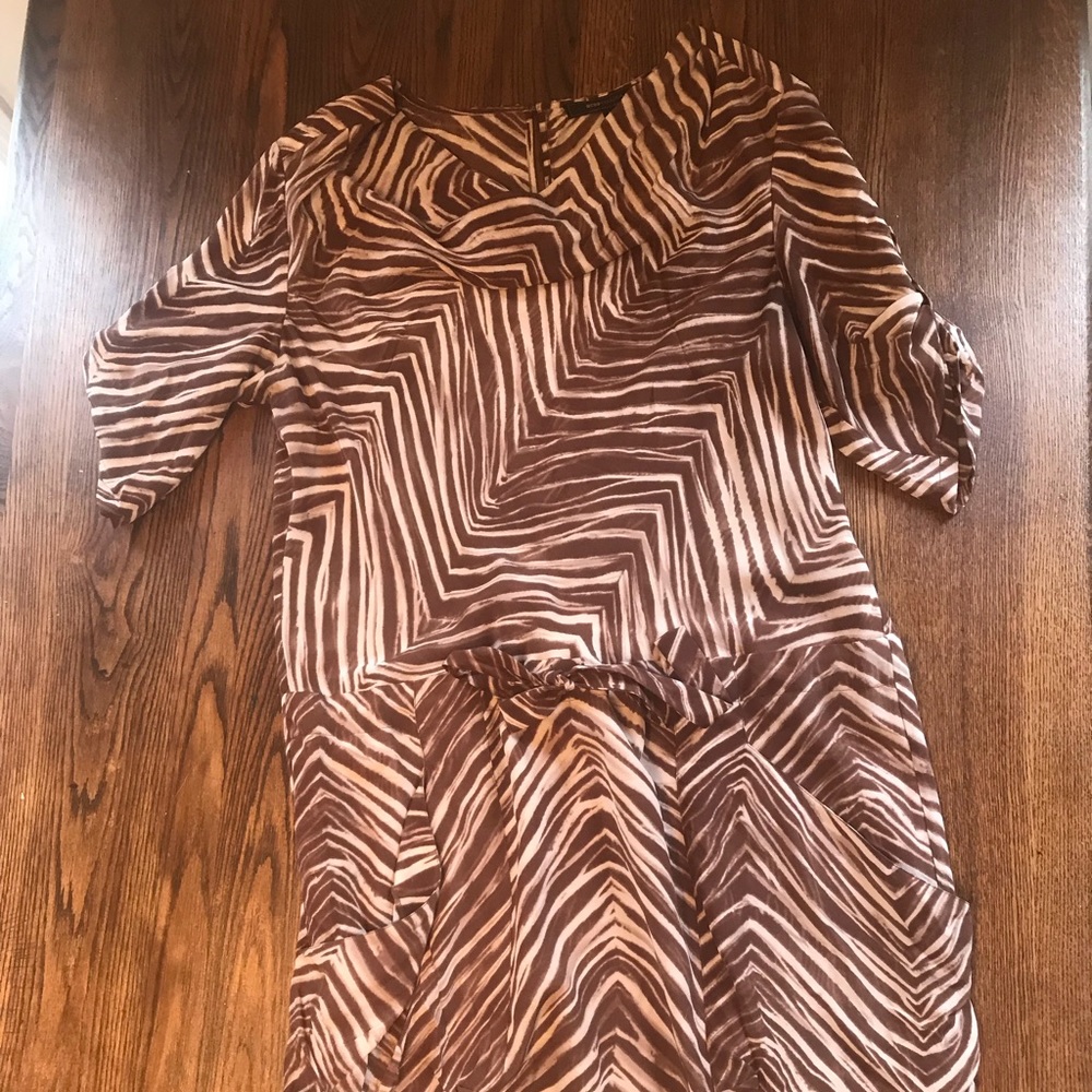 BCBGMAXAZRIA ANIMAL PRINT DRESS WITH POCKETS